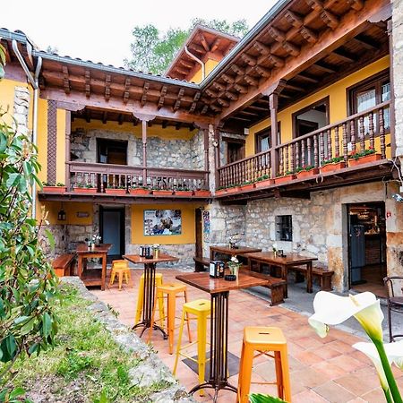 Albergue Santa Marina Buelna Ngoại thất bức ảnh