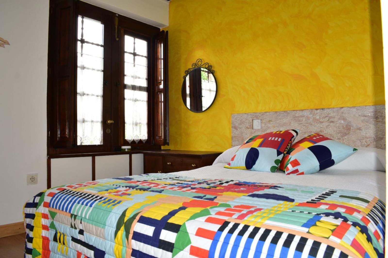 Albergue Santa Marina Buelna Ngoại thất bức ảnh