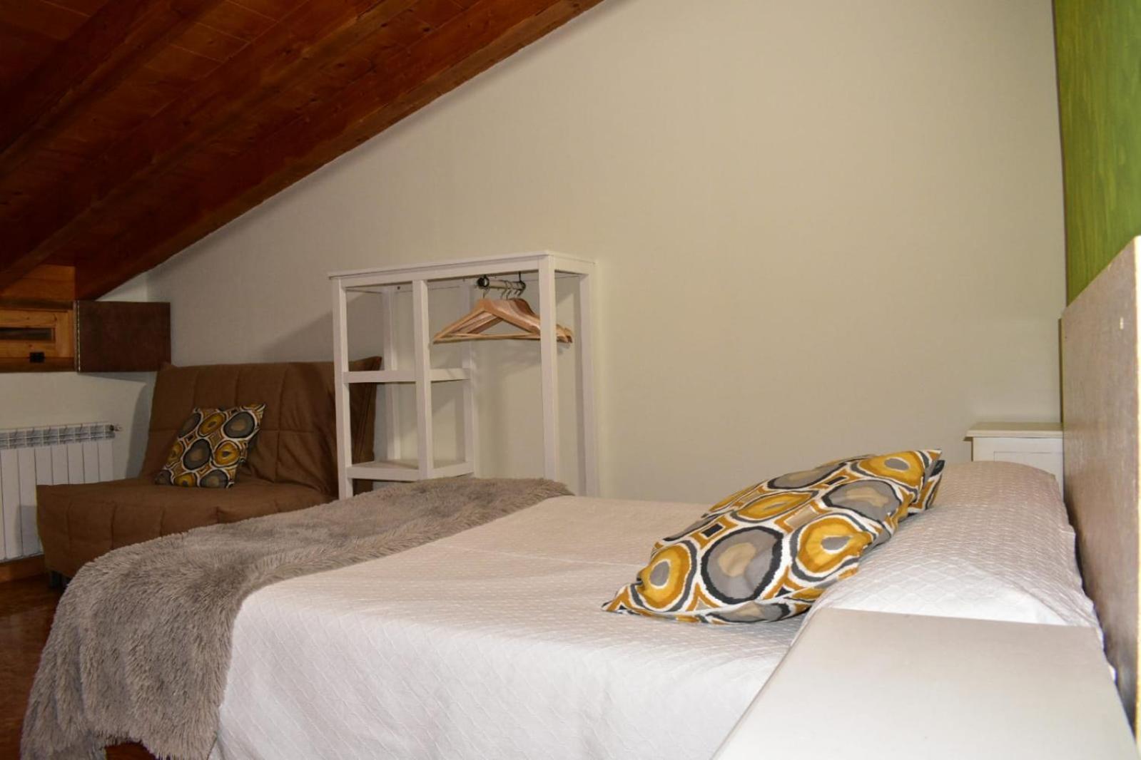 Albergue Santa Marina Buelna Ngoại thất bức ảnh