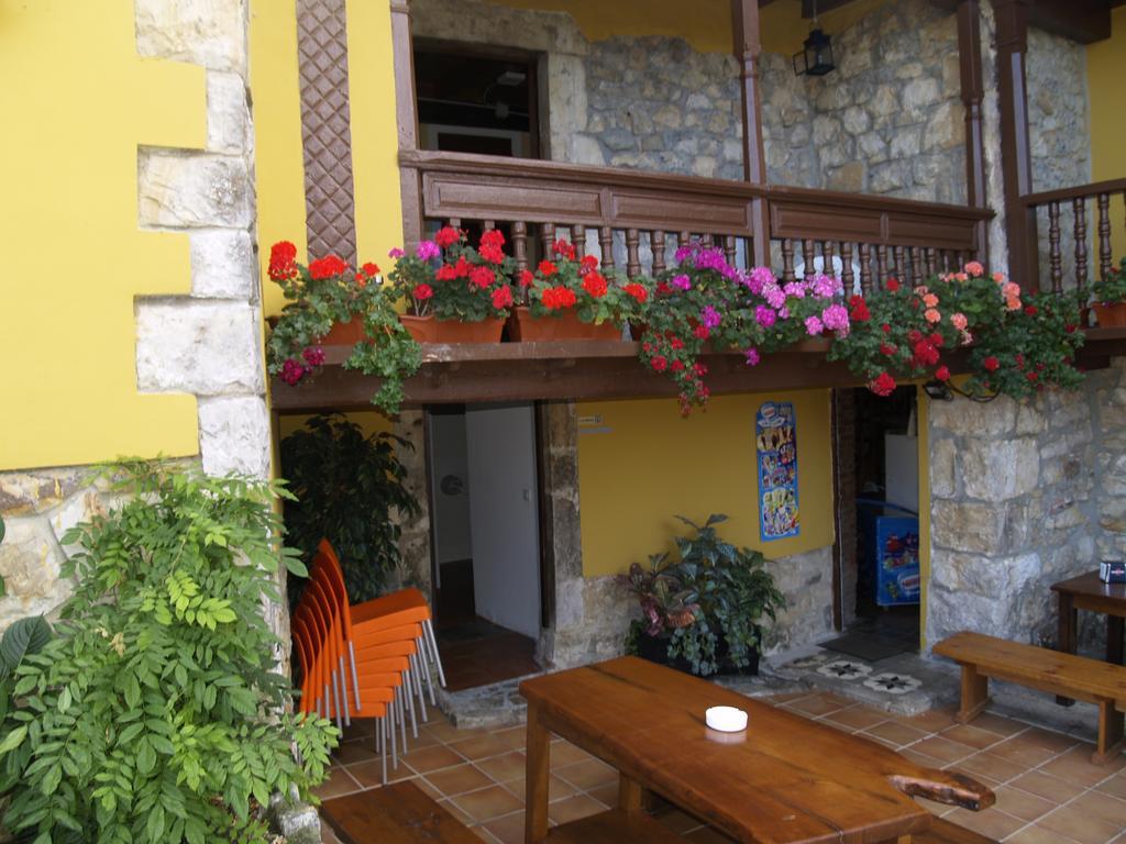 Albergue Santa Marina Buelna Ngoại thất bức ảnh