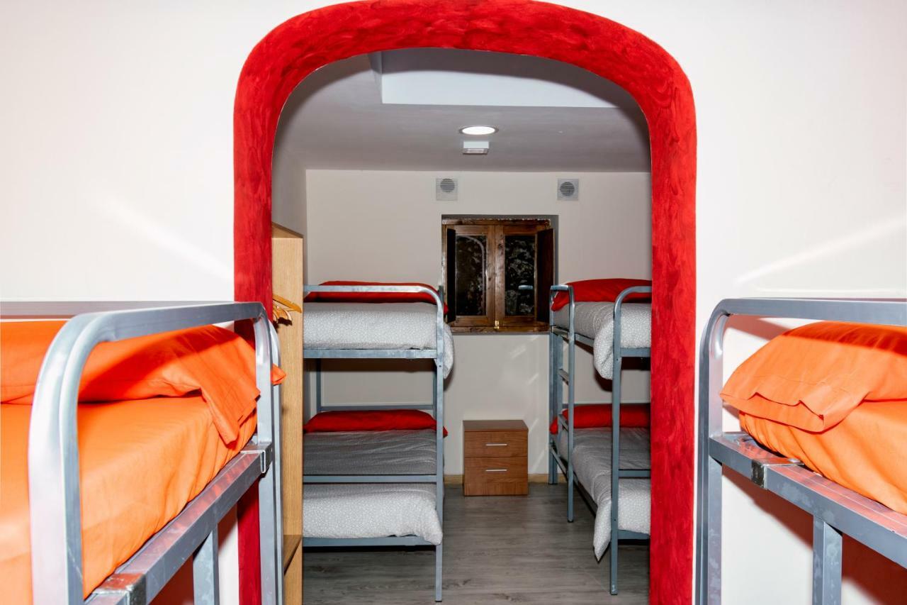 Albergue Santa Marina Buelna Ngoại thất bức ảnh