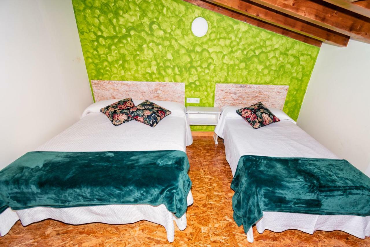 Albergue Santa Marina Buelna Ngoại thất bức ảnh